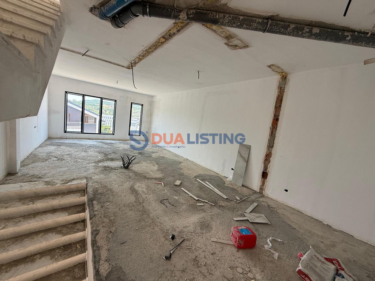 🏡 Luxury Duplex for Sale
📍 Piccadilly Residence, TEG – Tirana