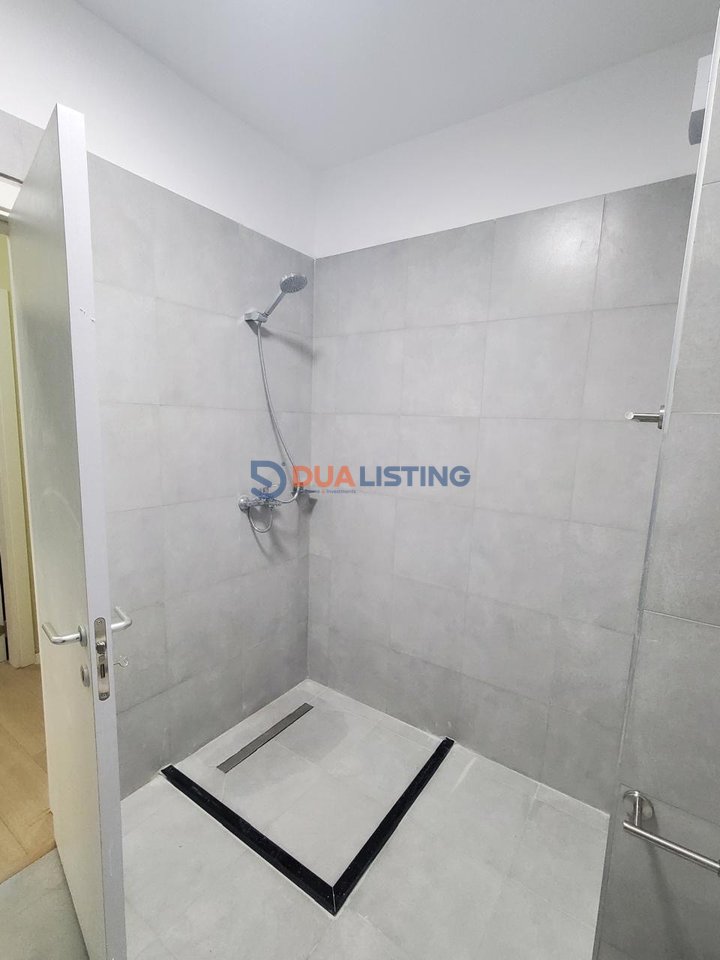 Affittiamo appartamento 2+1+2 con posto auto presso Met Invest, Lago Secco.
