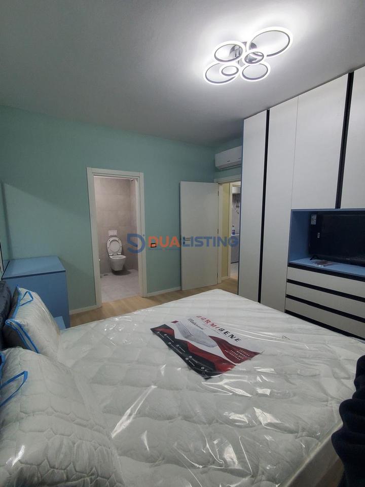 Affittiamo appartamento 2+1+2 con posto auto presso Met Invest, Lago Secco.