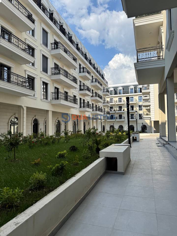 Vendiamo Appartamento 1+1 presso la Residenza "Porta Tirana e Re"-Sauk
