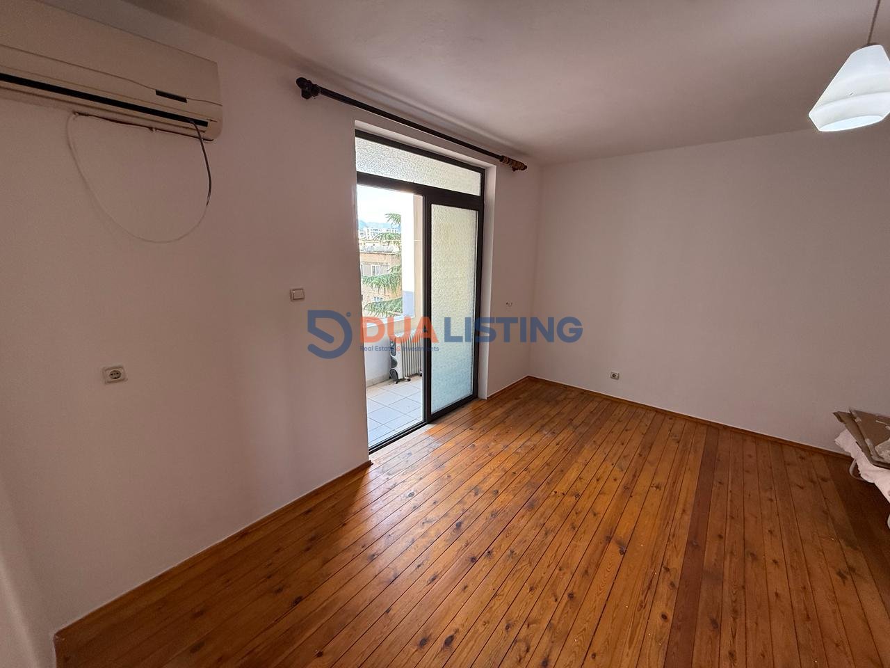 🏡 EKSKLUZIVE | Shitet Apartament 2+1 – Bulevardi Zhan D’Ark, Brryli !