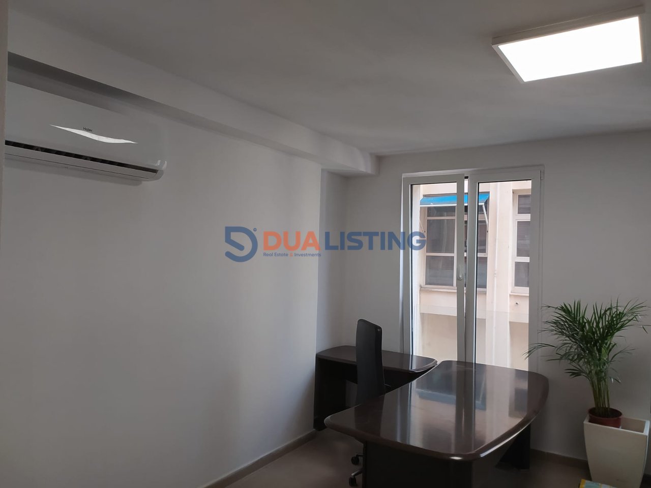 Jepet me qira ambient zyre, pranë TVSH !