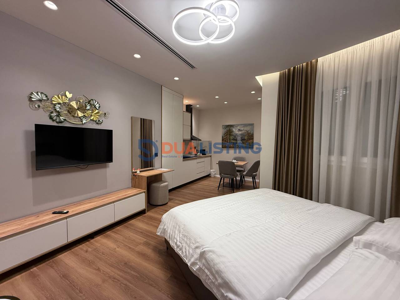 SHESIM 4 STUDIO TE INVESTUARA + POST PARKIMI PRANE QENDRES!