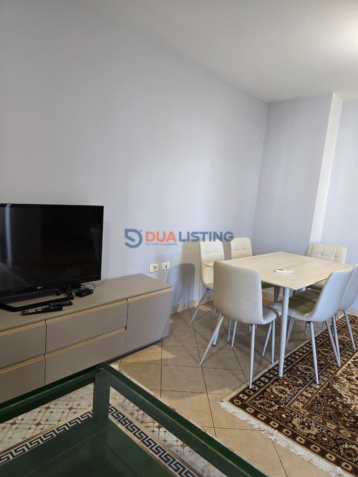 Apartment me qira 2+1+1+2 ballkone, Kompleksi "Garden Cyti", Kthesa Kamzës!