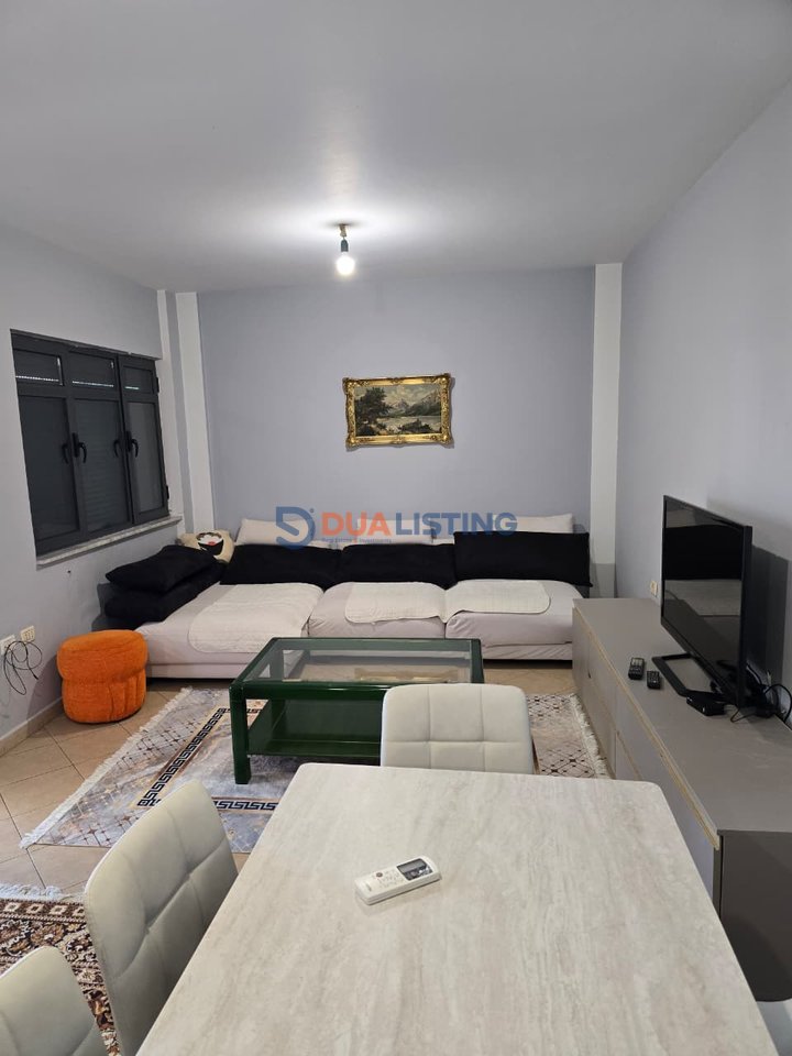 Apartment me qira 2+1+1+2 ballkone, Kompleksi "Garden Cyti", Kthesa Kamzës!