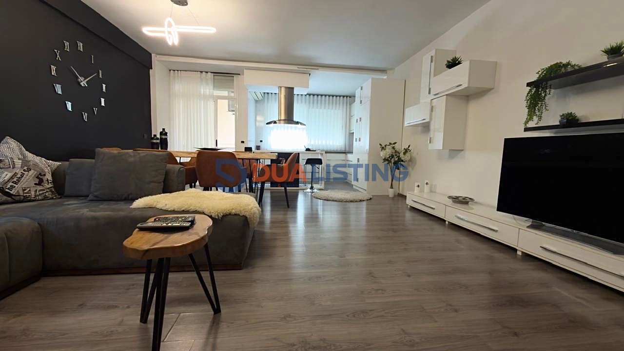 JAPIM ME QIRA APARTAMENT 2+1  TEK KOMUNA E PARISIT!