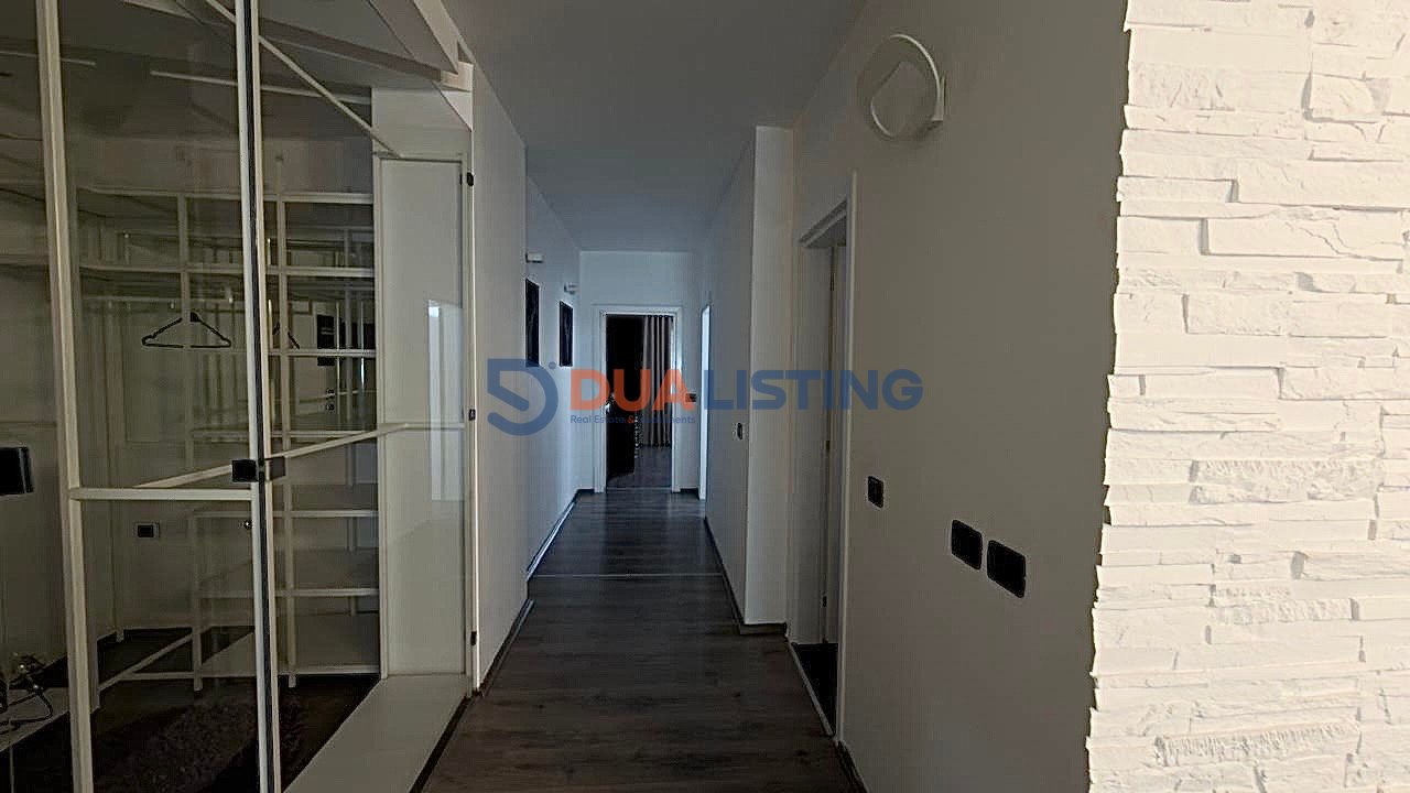 JAPIM ME QIRA APARTAMENT 2+1  TEK KOMUNA E PARISIT!