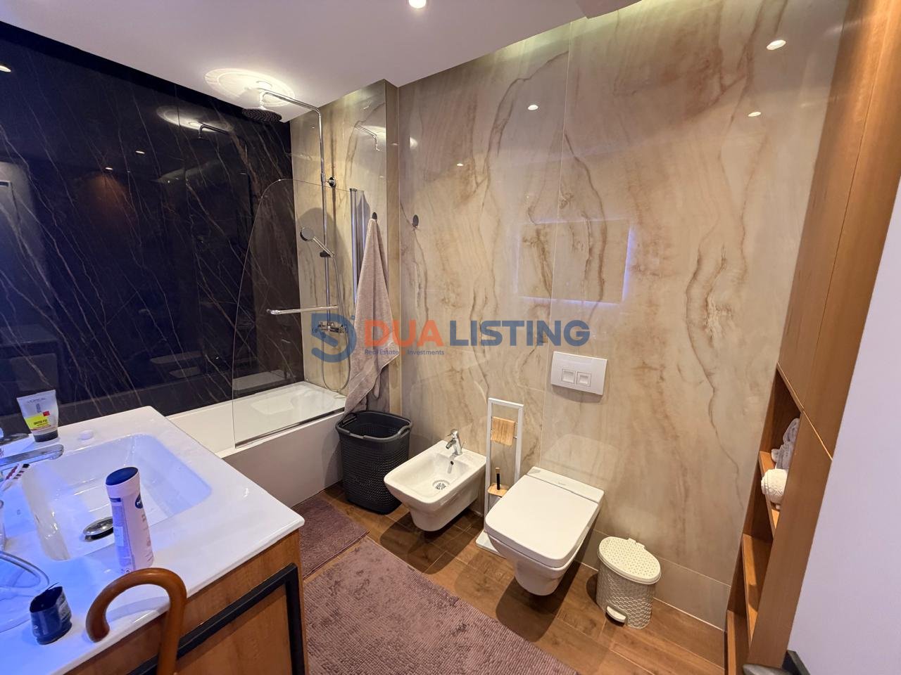 Vendesi 3+1+2 vicino allo Stadio Air Albania – Investimento Moderno ed Elitario!