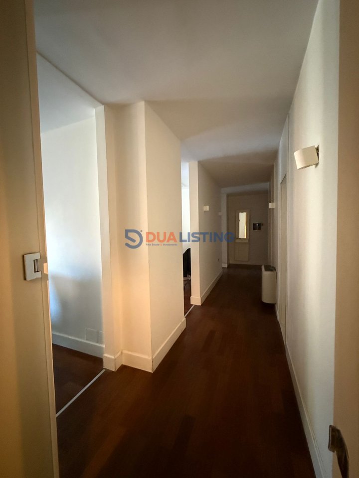 ✨ SHITET APARTAMENT ME VERANDË – BLLOK, TIRANË ✨