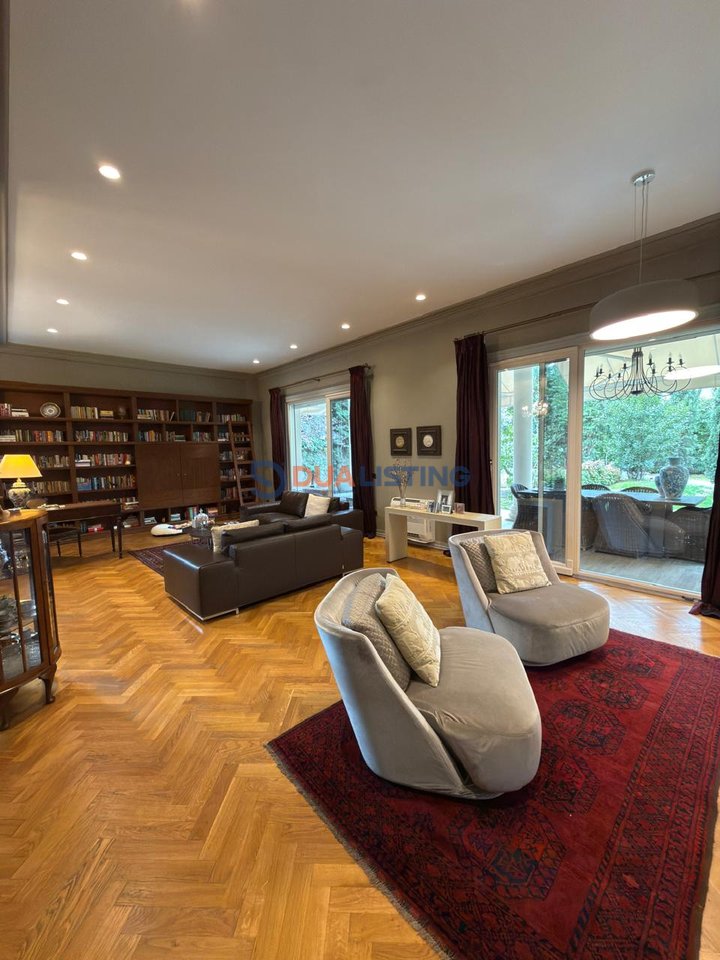 Classic Individual Villa for Sale!!