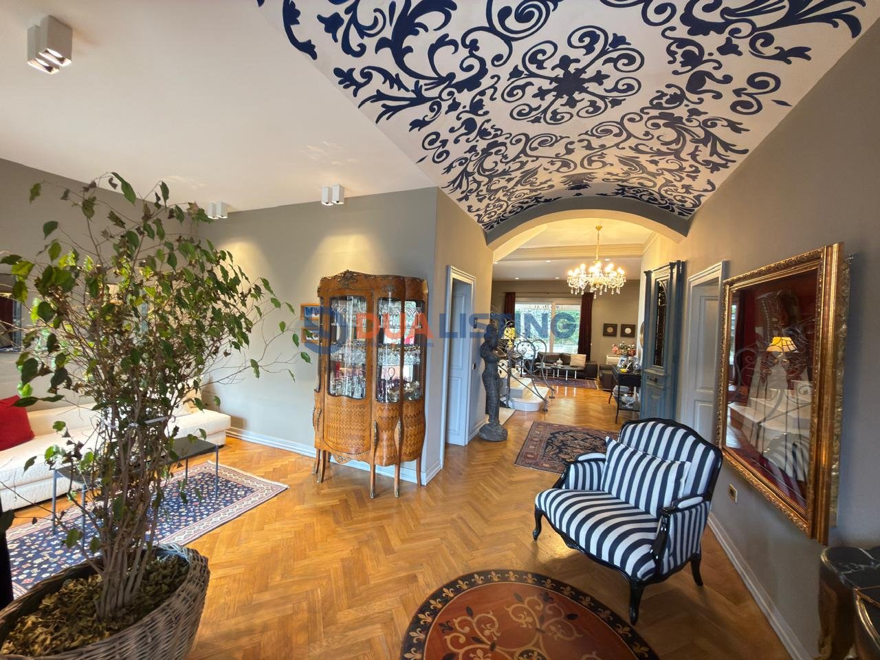 Classic Individual Villa for Sale!!