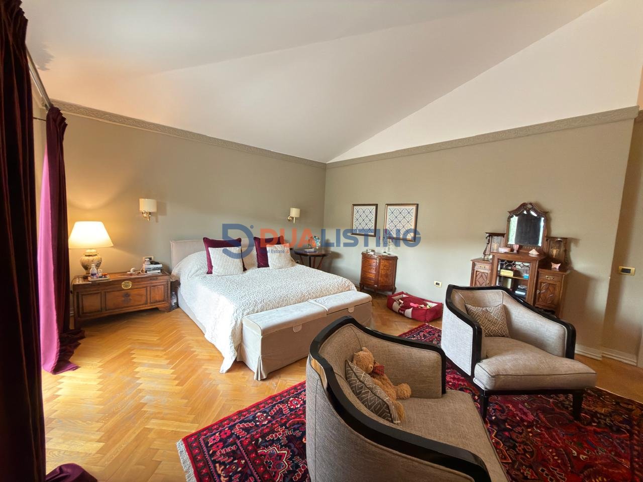 Classic Individual Villa for Sale!!