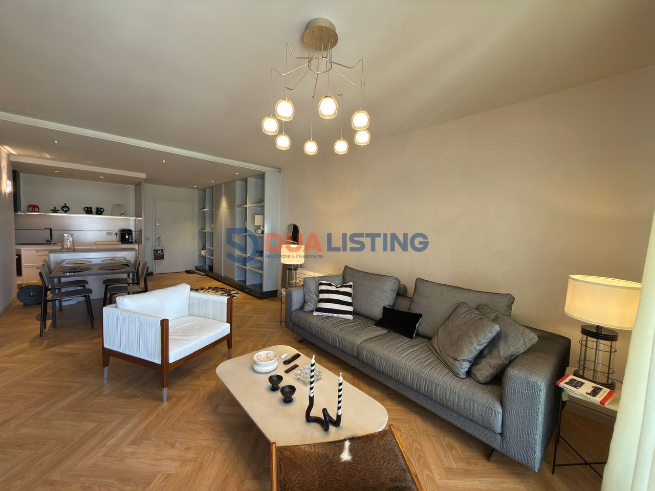 Appartamento moderno 2+1 in vendita Via Elbasani!