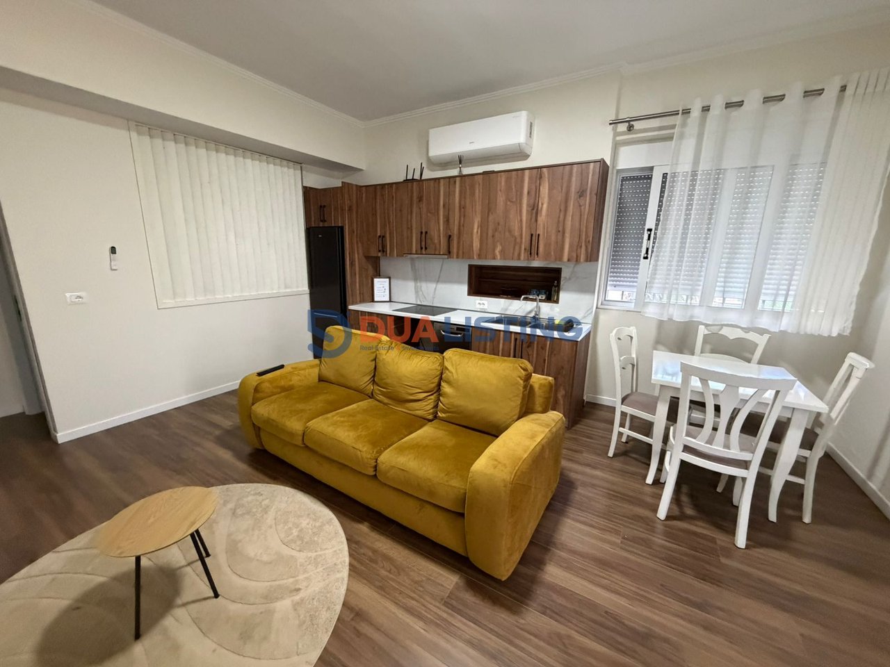 Affittasi appartamento 2+1 con cortile e posto auto vicino allo Zoo!