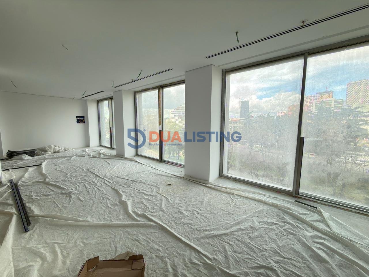 JEPET ME QIRA – KAT EKSKLUZIV PËR FLAGSHIP / ZYRA ELITARE
📍 Downtown Residence, Tiranë