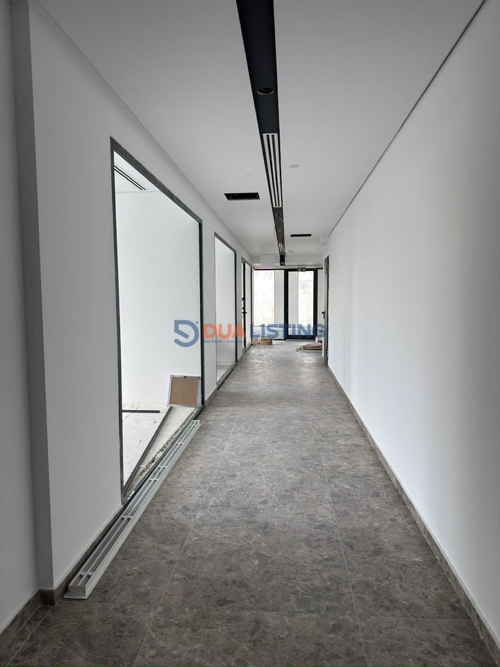 JEPET ME QIRA – KAT EKSKLUZIV PËR FLAGSHIP / ZYRA ELITARE
📍 Downtown Residence, Tiranë