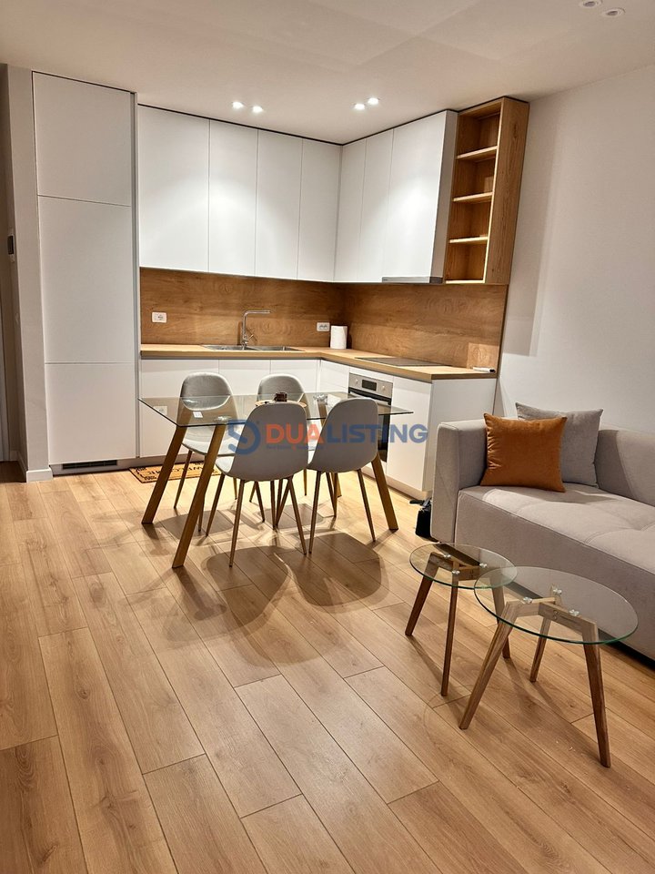 APARTAMENT 2+1+2+POST PARKIMI PRANE SPAK!