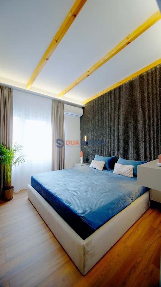2+1 Apartment for sale at the Astiri Roundabout!