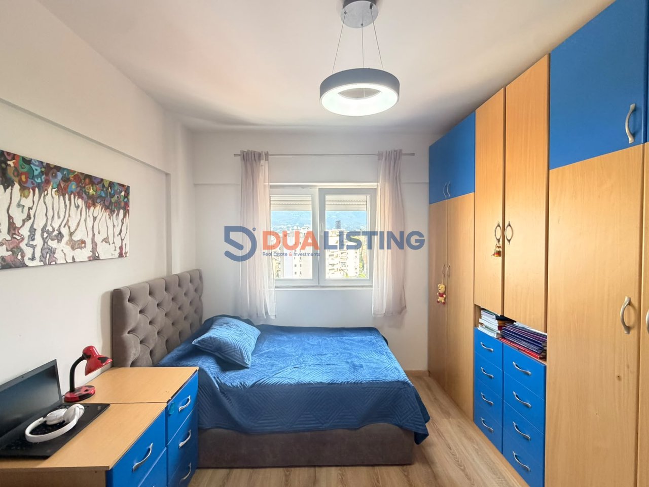 Apartament 2+1 ne shitje ne Komunen e Parisit!