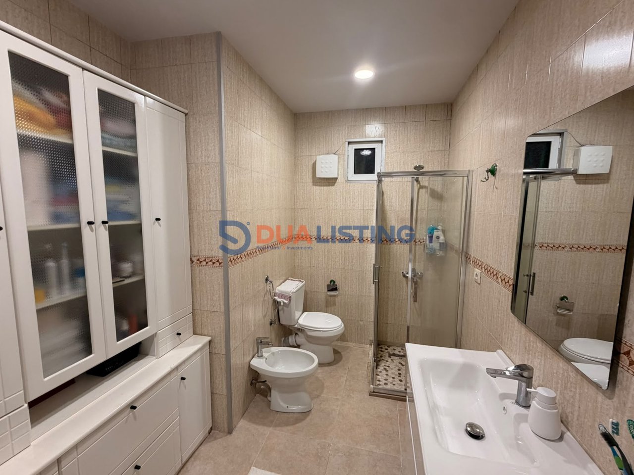 Apartament 2+1 ne shitje ne Komunen e Parisit!