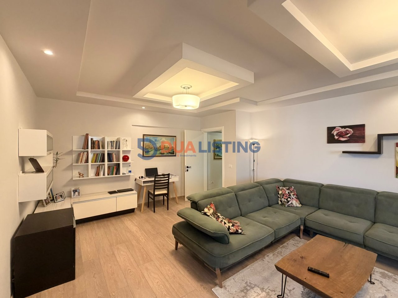 Apartament 2+1 ne shitje ne Komunen e Parisit!