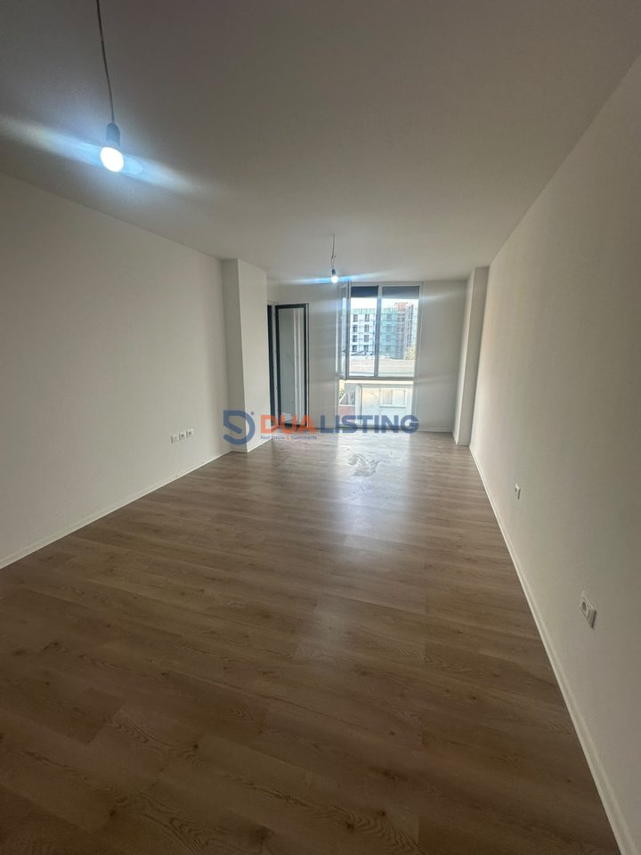 Apartament 2+1+ post parkimi per shitje ne Paskuqan!