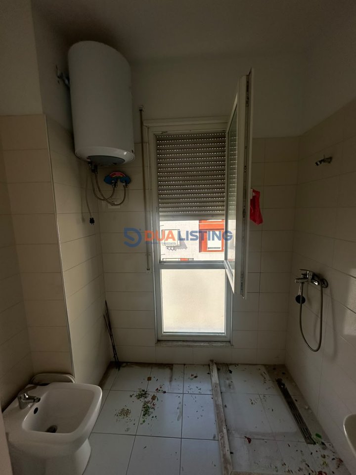 Apartament me sip 140M per qira prane Ish UET!!