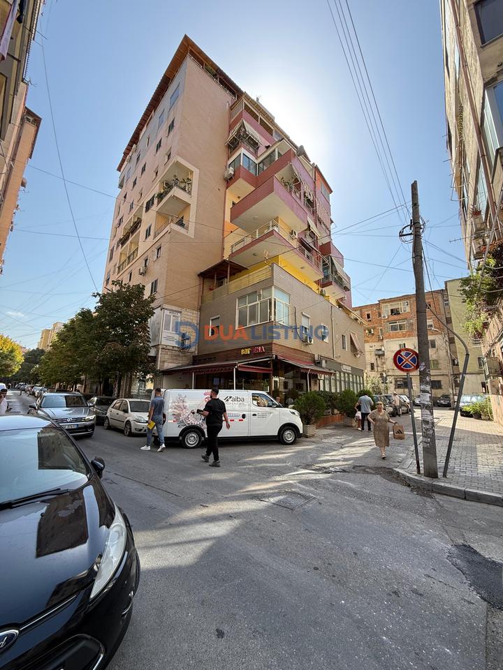 🏡 FOR RENT | APARTMENT 2+1+2
📍 Petro Nini – “Margarita Tutulani” Street