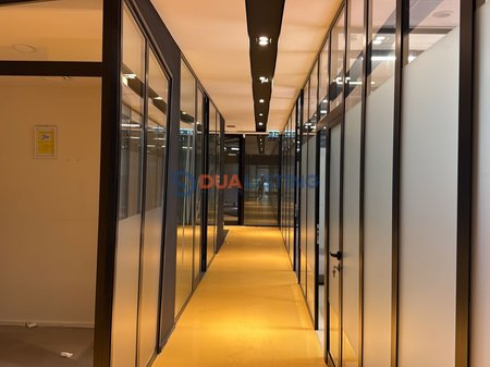 🏢 AFFITTASI – AMBIENTE PREMIUM PER UFFICI