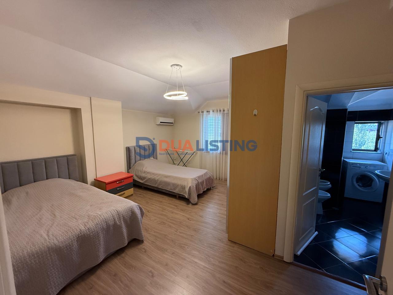 🏡 QERA | APARTAMENT 2+1 + 🅿️ PARKIM
📍 Liqeni Artificial – Pranë Shkollës Wilson