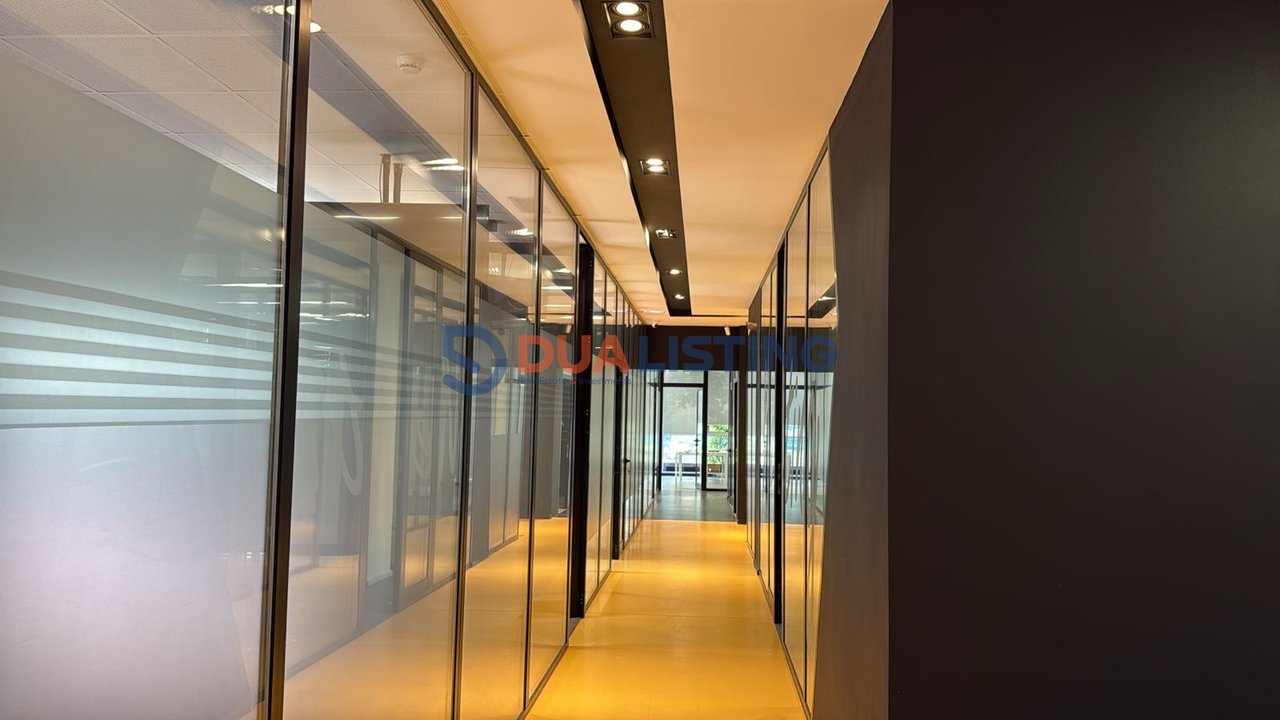 🏢 AFFITTASI – AMBIENTE PREMIUM PER UFFICI