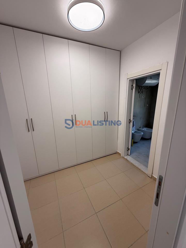 🏡 IN AFFITTO | 2+1+2 + VERANDA
📍 Residenza Kodra e Diellit 1 – Prolungamento 1
💰 Prezzo: 85.000 Lek/Mese