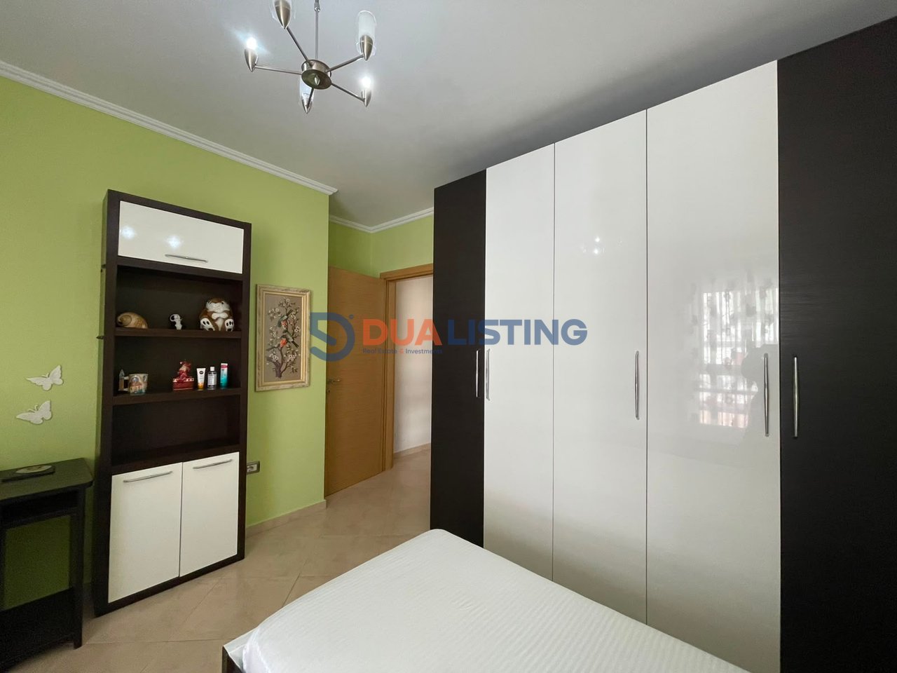 Apartament 2+1 per qira tek  Liceu Artistik!
