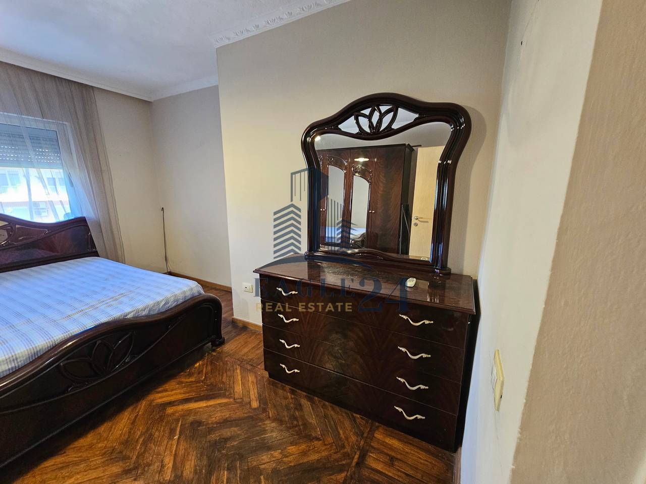 SHITET APARTAMENT 1+1 TEK BRRYLI.