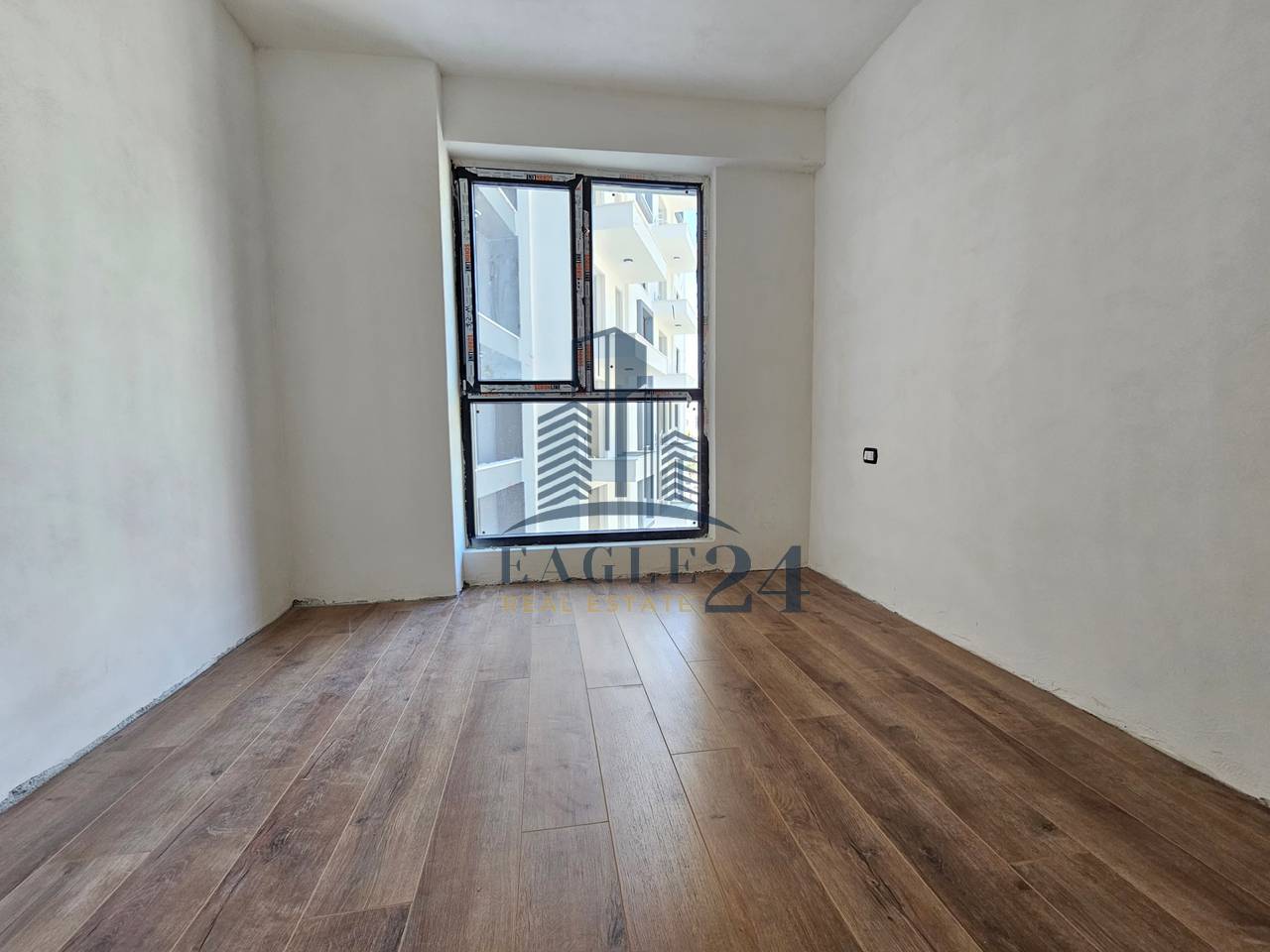 Apartament 2+1 Për Shitje në Ish Fusha e Aviacionit, Tiranë!