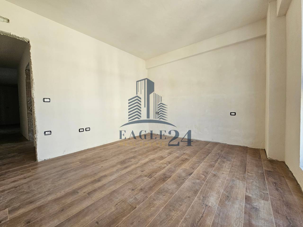 Apartament 2+1 Për Shitje në Ish Fusha e Aviacionit, Tiranë!