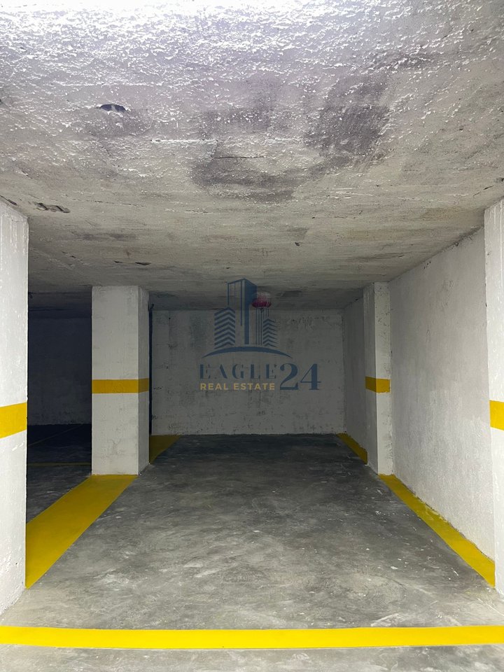"OKAZION" Shiten 4 Poste parkimi perball Delijorgjit