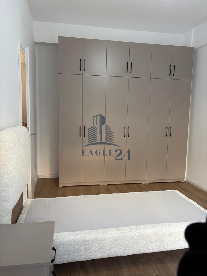 Affittasi appartamento 2+1+2 bagni + 2 balconi + posto auto a Fresk.