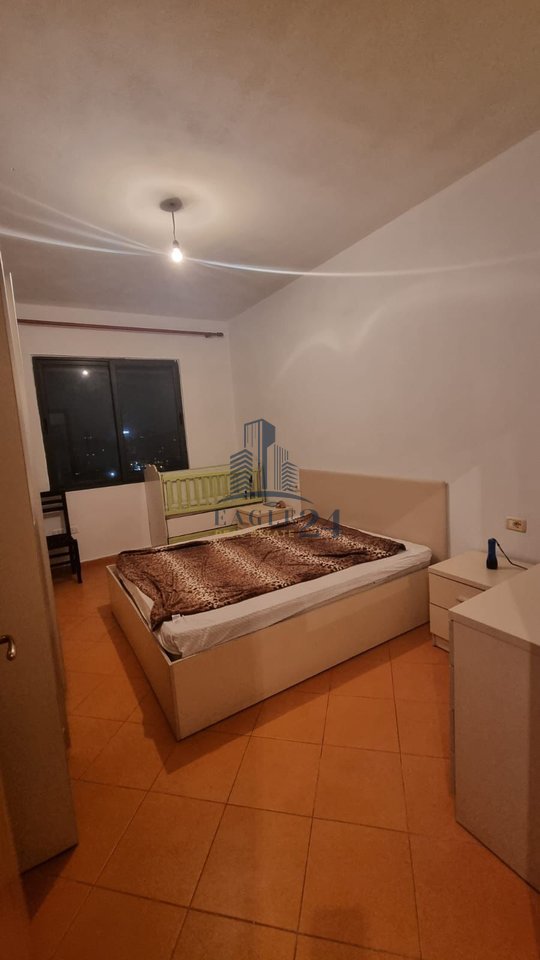 Jepet me qira , apartament 1+1 ne Yzberisht