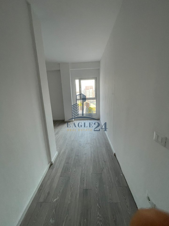Shitet apartament 2+1 në kompleksin “Aura” Laprakë, 168,000 € i diskutueshëm!