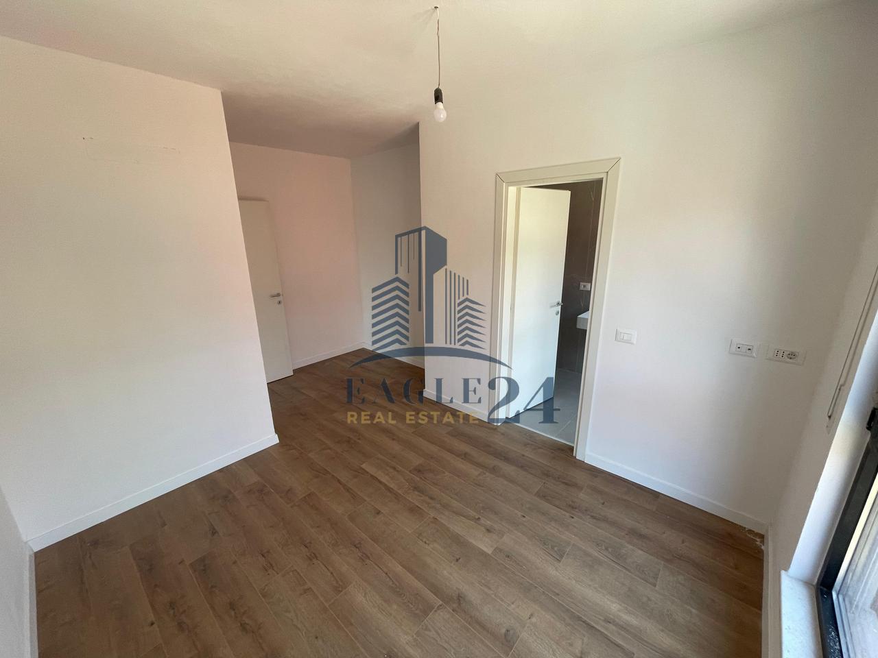@Appartamento 3+1+2 in Vendita – Comune di Parigi