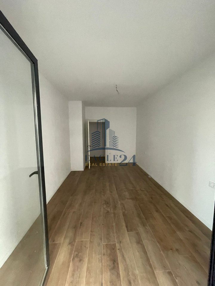 Shitet Apartament 2+1 në Kamëz – Rreth Rrotullimi i Ullirit