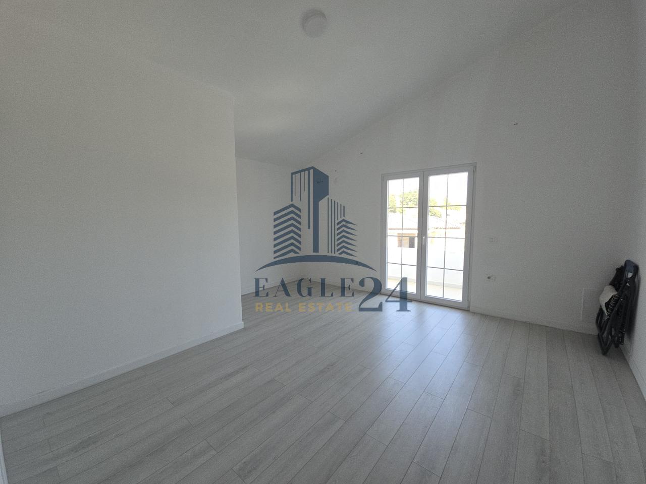 A luxurious 3-story villa for rent in Mjull-Bathore, Tirana – €1,800 / Month