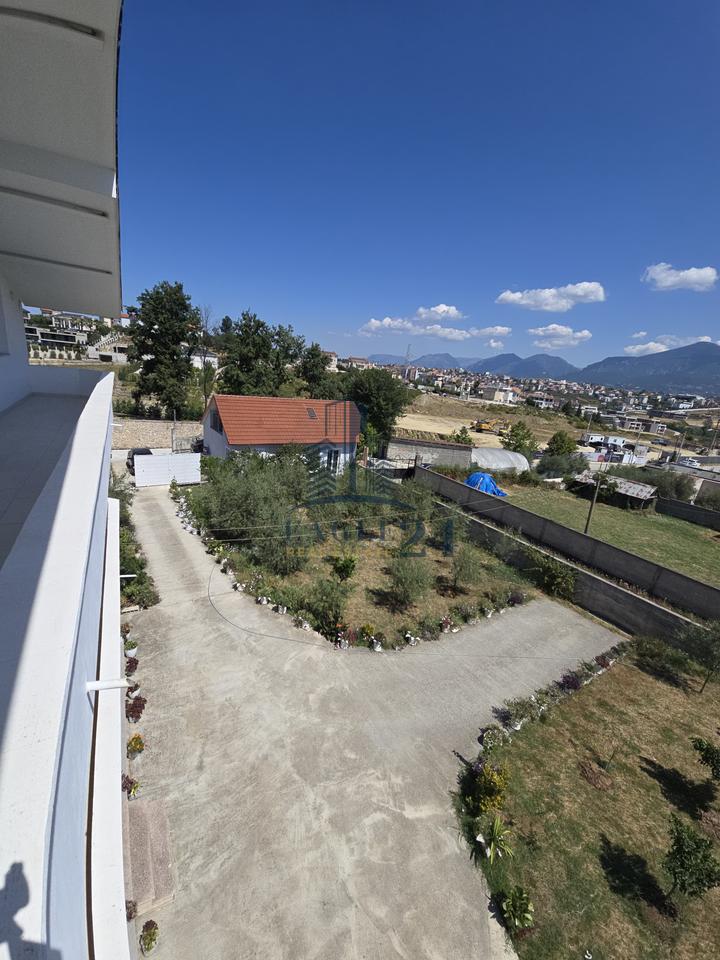 A luxurious 3-story villa for rent in Mjull-Bathore, Tirana – €1,800 / Month