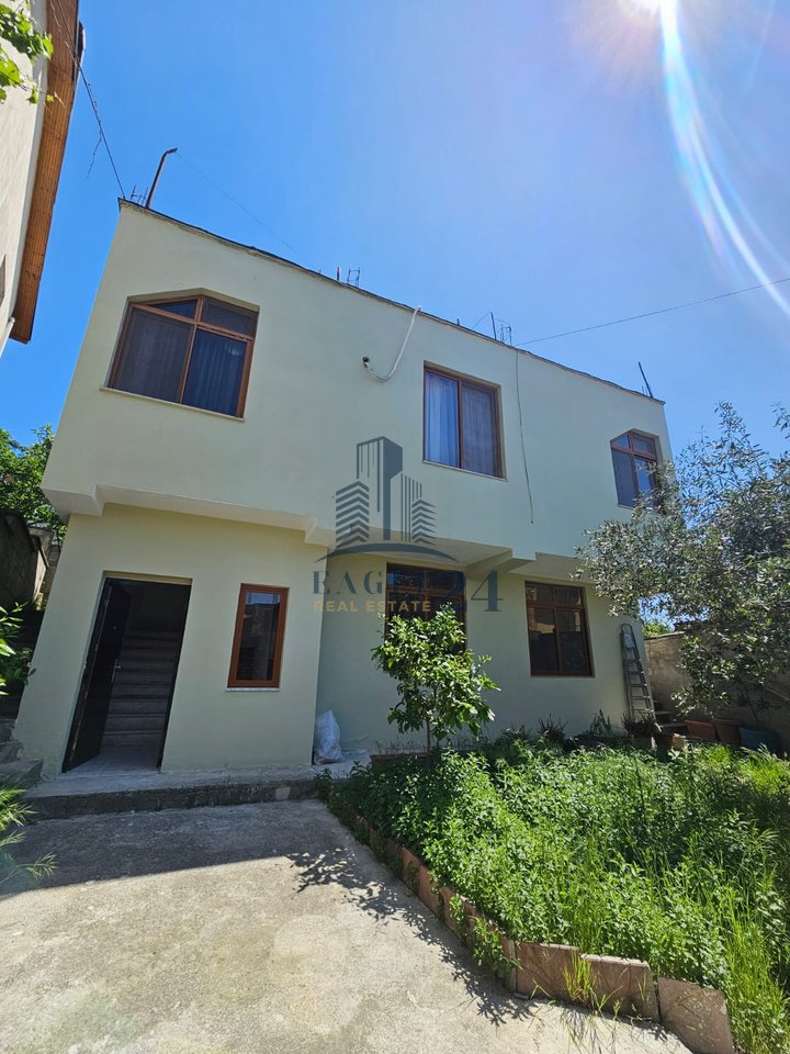 @-For Sale Private House 1-Story + Half-Basement + Land – Kombinat, Tirana