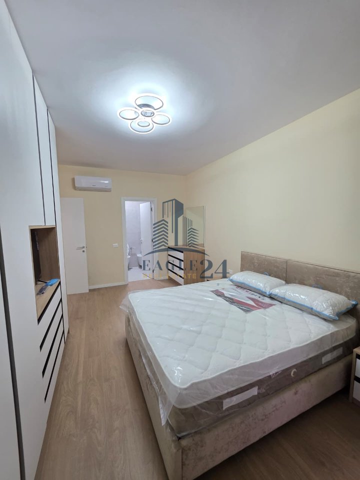 Apartament 2+1+2 +  Post Parkimi.  Me Qira në Liqeni i Thatë, Tiranë - 1300€ | 120 m²