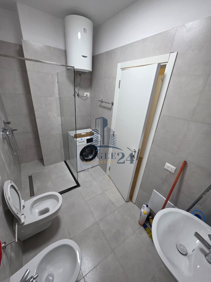 Apartament 2+1+2 +  Post Parkimi.  Me Qira në Liqeni i Thatë, Tiranë - 1300€ | 120 m²