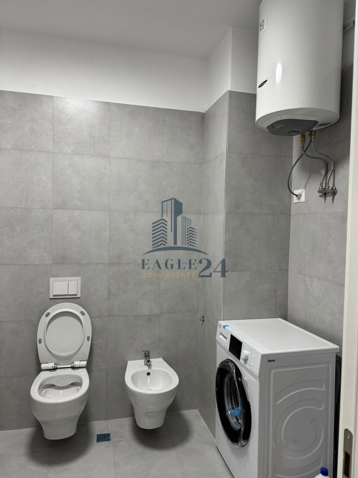 Apartament 2+1+2+post parkimi Me Qira në Liqeni i Thatë, Tiranë - 1200€ | 120 m²