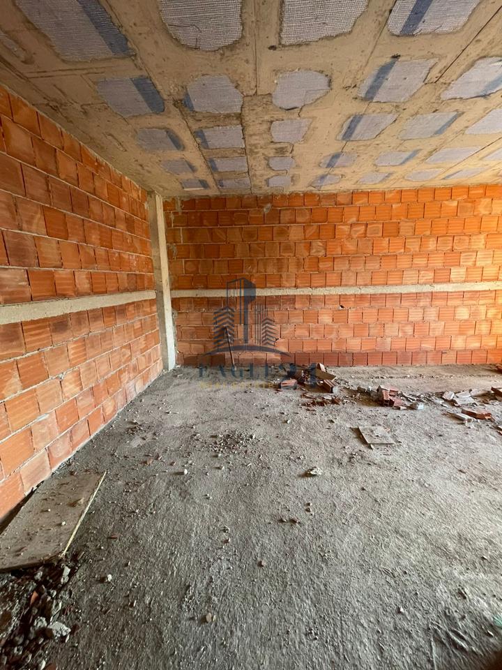 Shitet Apartament 2+1  Ish Aviacionit