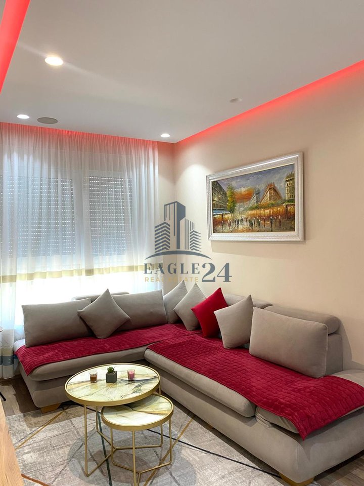 Apartament 2+1 Me Qira në Ali Demi, Tiranë - 600€ | 93 m²
